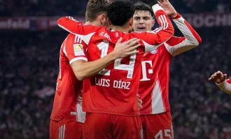 奥利塞独造4球，拜仁主场8-1狂胜，刷爆德甲纪录将狼堡钉在耻辱柱