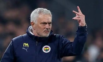 费内巴切0-0战平本菲卡，穆里尼奥陷入困境！欧冠梦或破灭