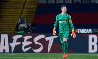 特尔施特根突然认怂，巴萨大获全胜