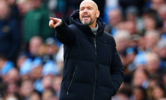 斯内德担心邓弗里斯的心态，滕哈赫需要管理层的决心