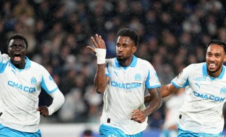 马赛2-1逆转斯特拉斯堡，登顶法甲榜首