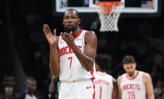 杜兰特再碰绿军噩梦退散 三节打卡找回久违松弛感